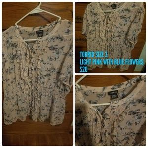 Torrid light pink with blue flowers blouse